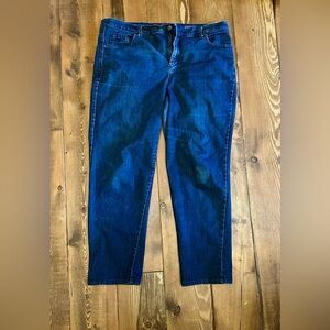 Women’s Gloria Vanderbilt Size 18 Amanda Blue Jeans